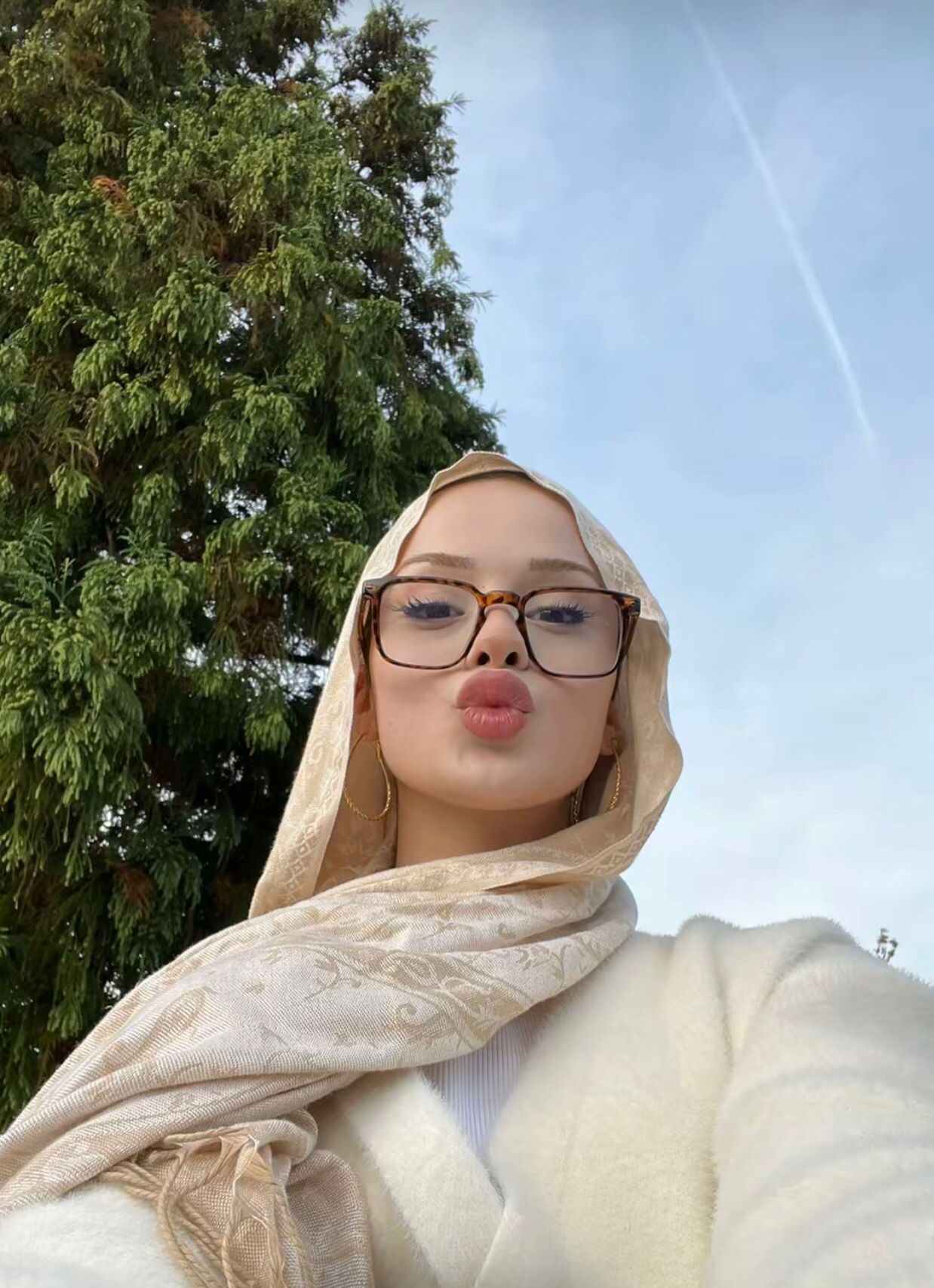 Aliağa Sofistike Kadın Escort Mina