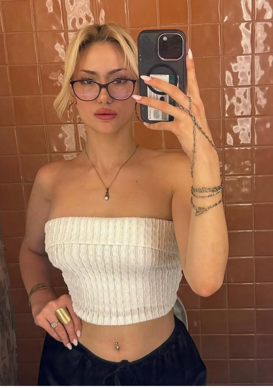 Güzelhisar Meydan Bayan Escort Kıymet